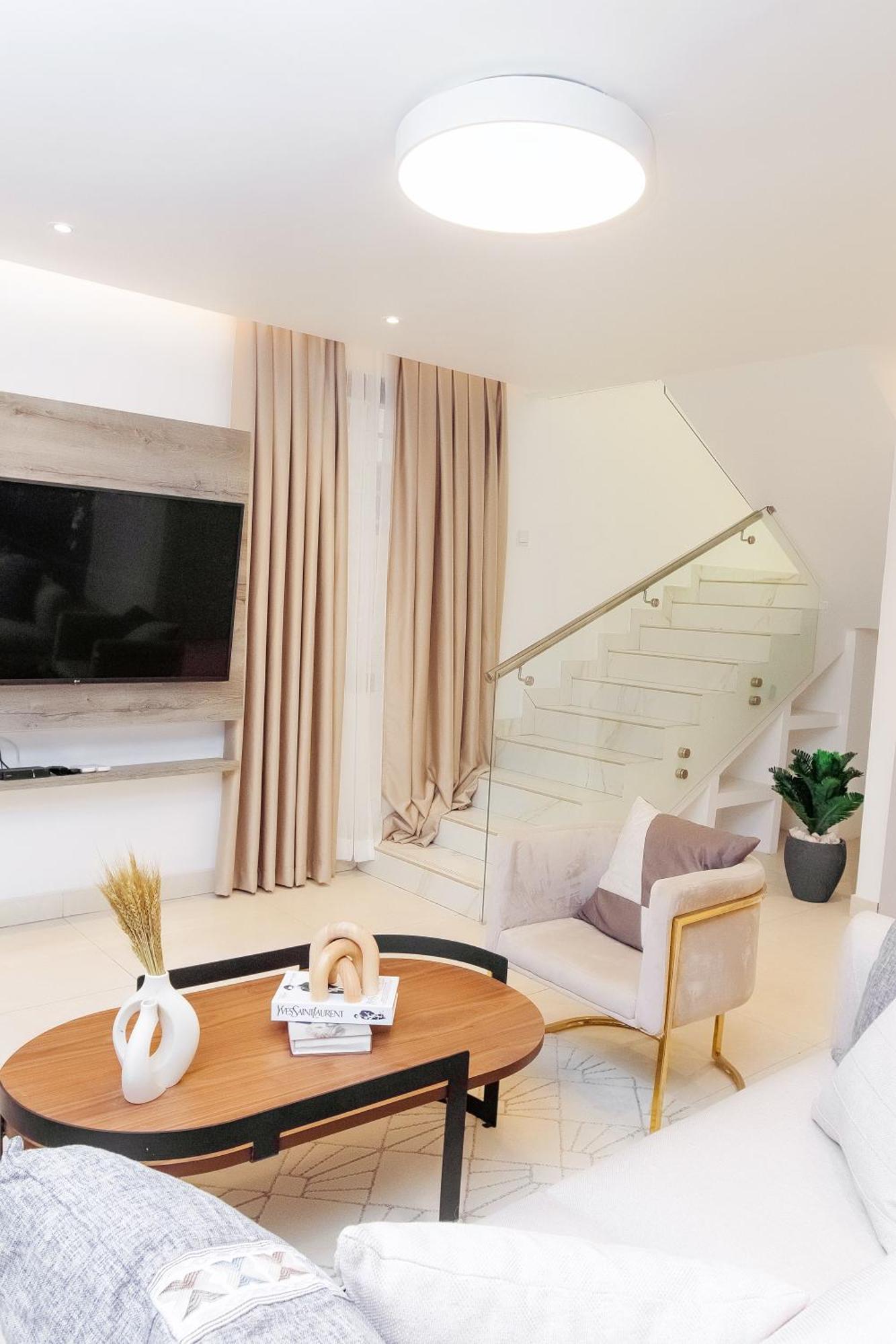 Luna Loft ทีมา ภายนอก รูปภาพ